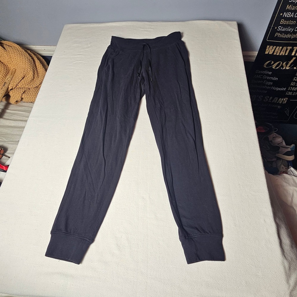 Lululemon On The Fly Cropped Jogger Pants Women Size 6 Black